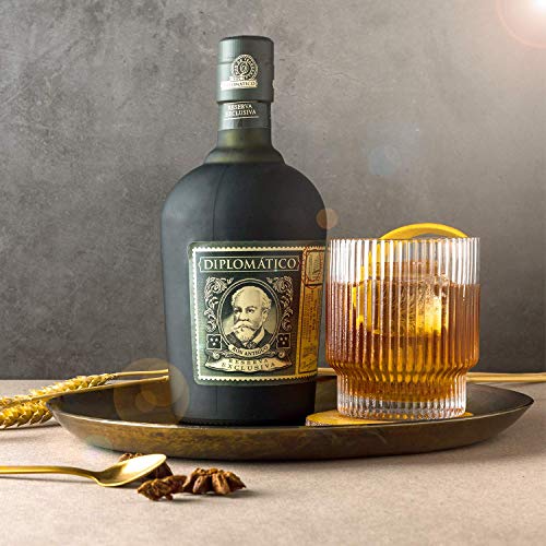 Diplomático Reserva Exclusiva 700ml - Rum premium invecchiato. 40% vol. :  : Alimentari e cura della casa